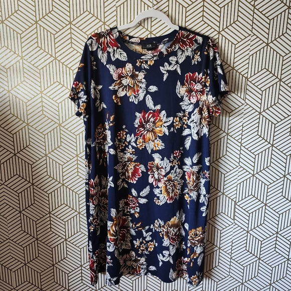 Dress and Jumpsuit Bundle - Picture 12 of 13